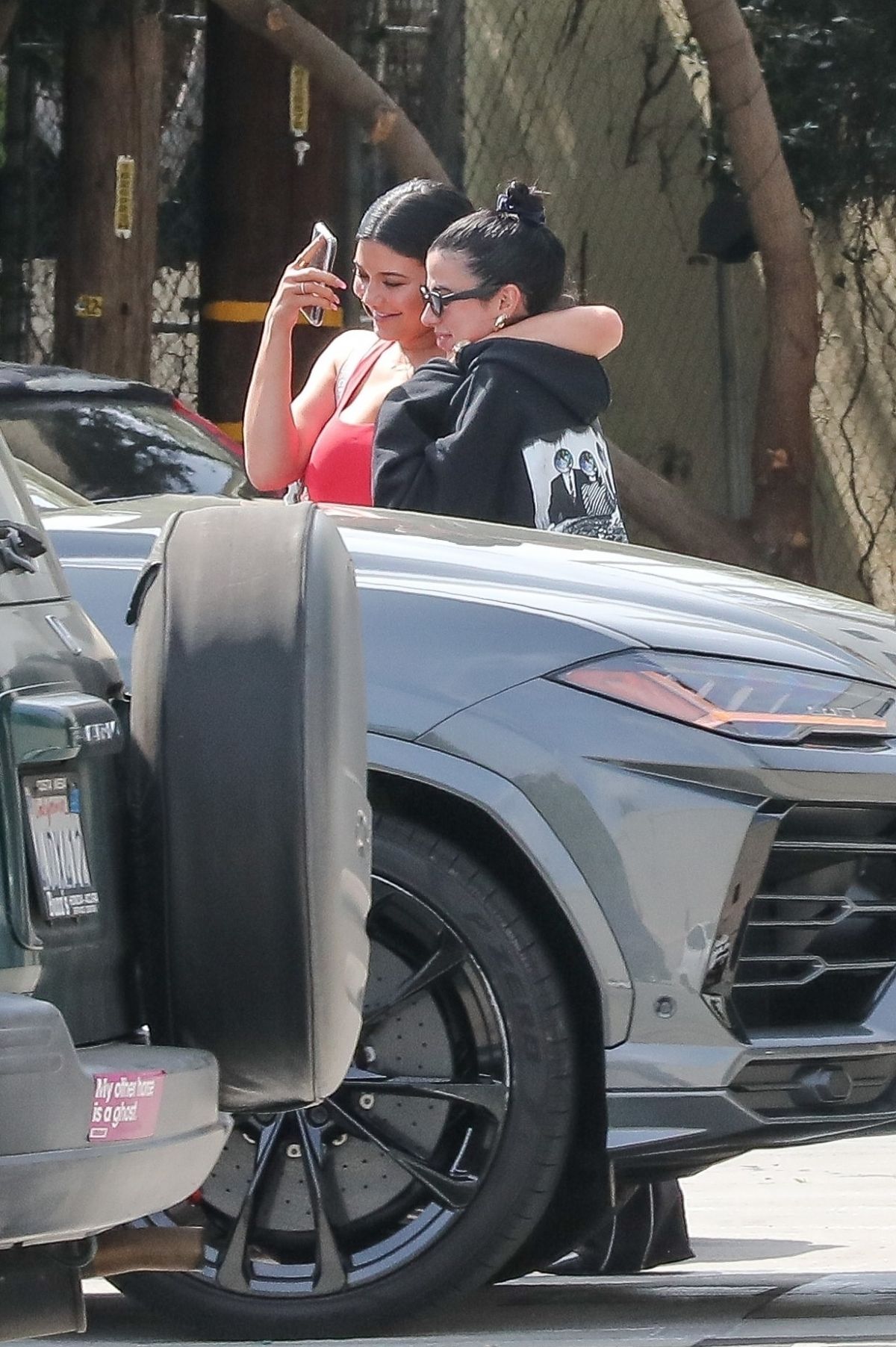 kylie-jenner-leaves-fresh-corn-grill-in-west-hollywood-04-03-2019-0.jpg