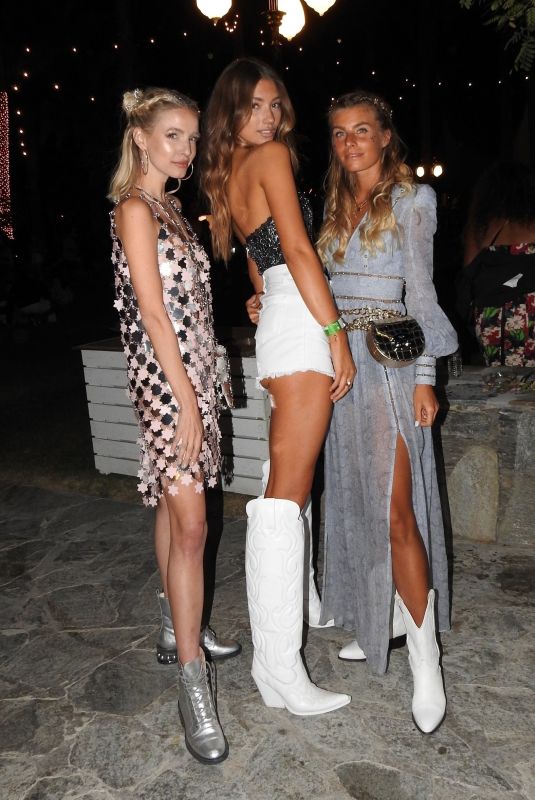 LORENA RAE at Coachella Festival in Indio 04/12/2019