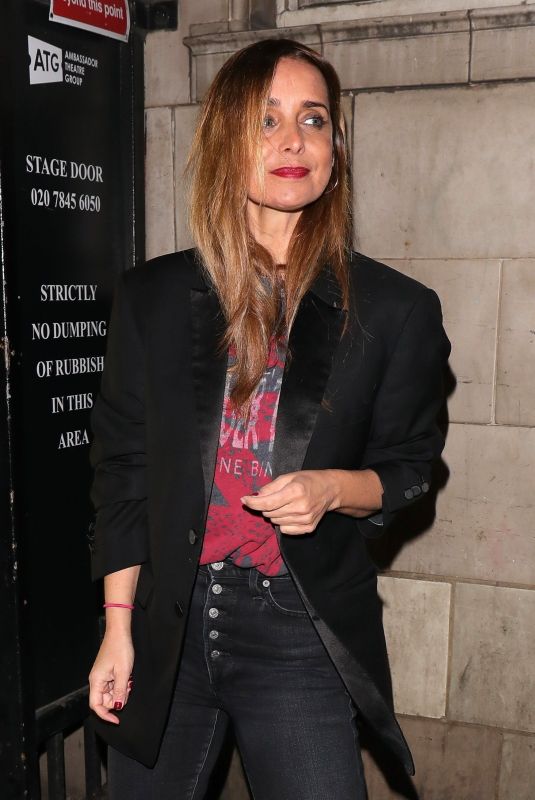 LOUISE REDKNAPP Leaves 9 to 5 the Musical at Savoy Theatre 04/12/2019