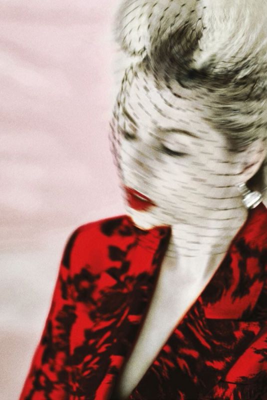 LUCY BOYNTON for Schon Magazine, April 2019