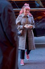 MAISIE WILLIAMS Arrives at Her Hotel in New York 04/01/2019