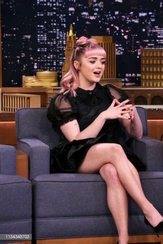 MAISIE WILLIAMS at Tonight Show Starring Jimmy Fallon 04/01/2019