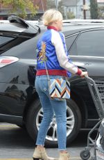 MALIN AKERMAN Shopping Grocery in Los Angeles 04/28/2019