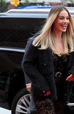 MARGOT ROBBIE Arrives at The Dreamland Premiere at 2019 Tribeca Film Festival 04/28/2019