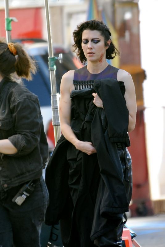 MARY ELIZABETH WINSTEAD on the Set of Birds of Prey in Los Angeles 03/31/2019