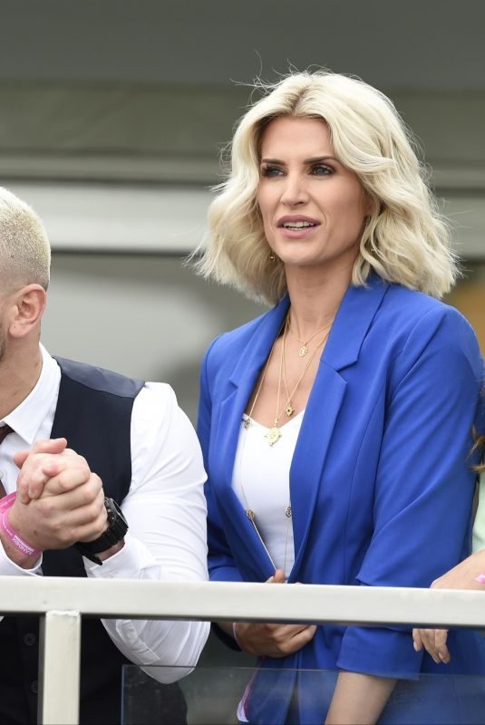 NADINE MULKERRIN, NIKKI SANDERSON and SARAH JAYNE DUNN at Grand National Ladies Day at Aintree Racecourse 04/05/2019