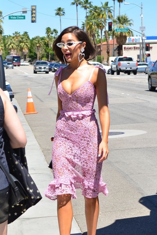 OLIVIA CULPO at Lucky Brand & Rolling Stone Live Present Desert Jam in Palm SPrings 04/13/2019