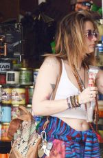 PARIS JACKSON Shopping at Smoke Shop on Sunset Strip 04/08/2019