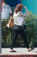 Pregnant KATE MARA Out Shopping in Los Angeles 04/15/2019
