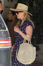 REESE WITHERSPOON Out for Lunch in Los Angeles 04/06/2019