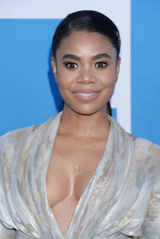REGINA HALL at Little Premiere in Westwood 04/08/2019