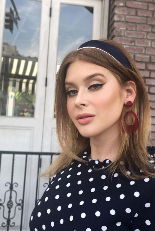 RENEE OLSTEAD for Unique Vintage Clothing 04/15/2019