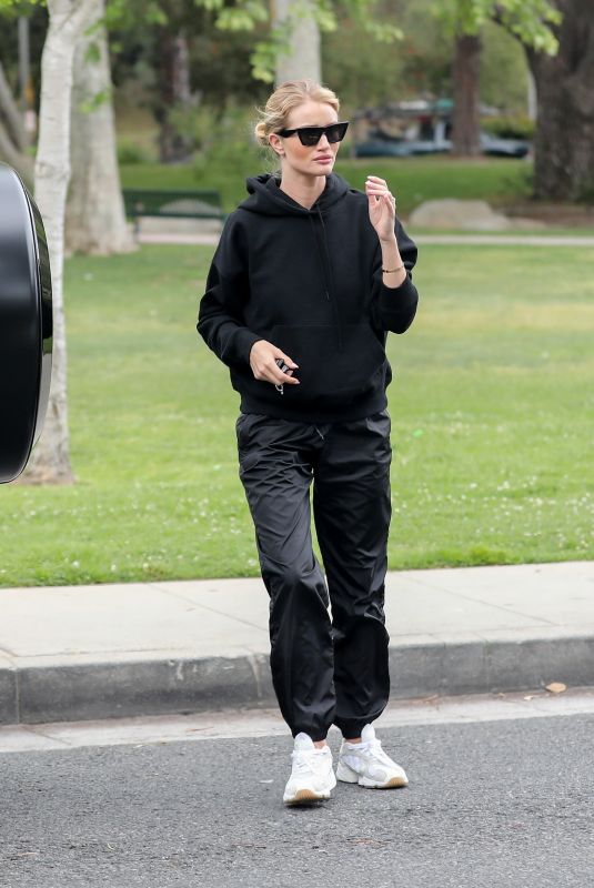 ROSIE HUNTIGNTON-WHITELEY at a Park in Beverly Hills 04/16/2019