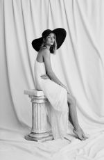 ROSIE HUNTINGTON-WHITELEY for Bcbgmaxazria Spring/Summer 2019 Campaign
