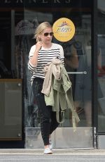 SARAH MICHELLE GELLAR at Dry Cleaning in Los Angeles 04/04/2019