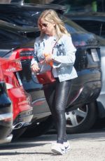 SARAH MICHELLE GELLAR Heading to a Gym in Los Angeles 04/07/2019
