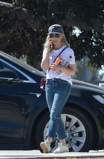 SARAH MICHELLE GELLAR Out and About in Los Angeles 03/30/2019