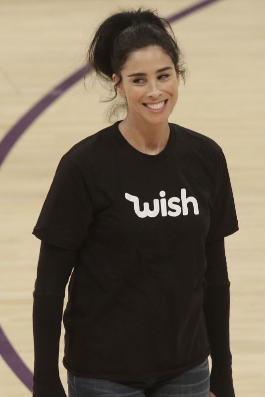 SARAH SILVERMAN at LA Lakers vs Golden State Warriors Game in Los Angeles 04/04/2019
