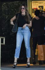 SOFIA VERGARA Shopping at Saks Fifth Avenue in Beverly Hills 04/19/2019