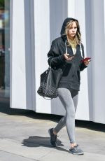 SUKI WATERHOUSE Leaves Equinox Gym in Los Angeles 04/18/2019
