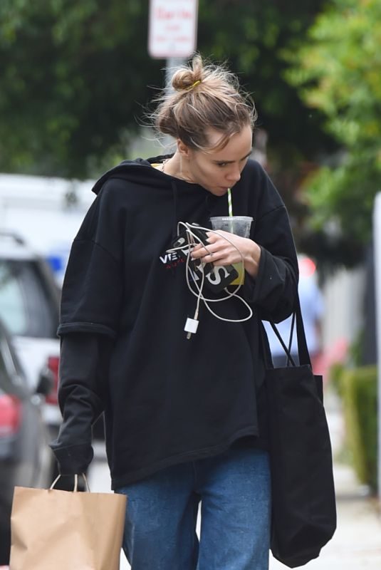 SUKI WATERHOUSE Makeup Free Out in Los Angeles 04/29/2019