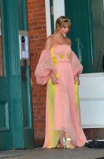 TAYLOR SWIFT Leaves Her Apartment in New York 04/23/2019