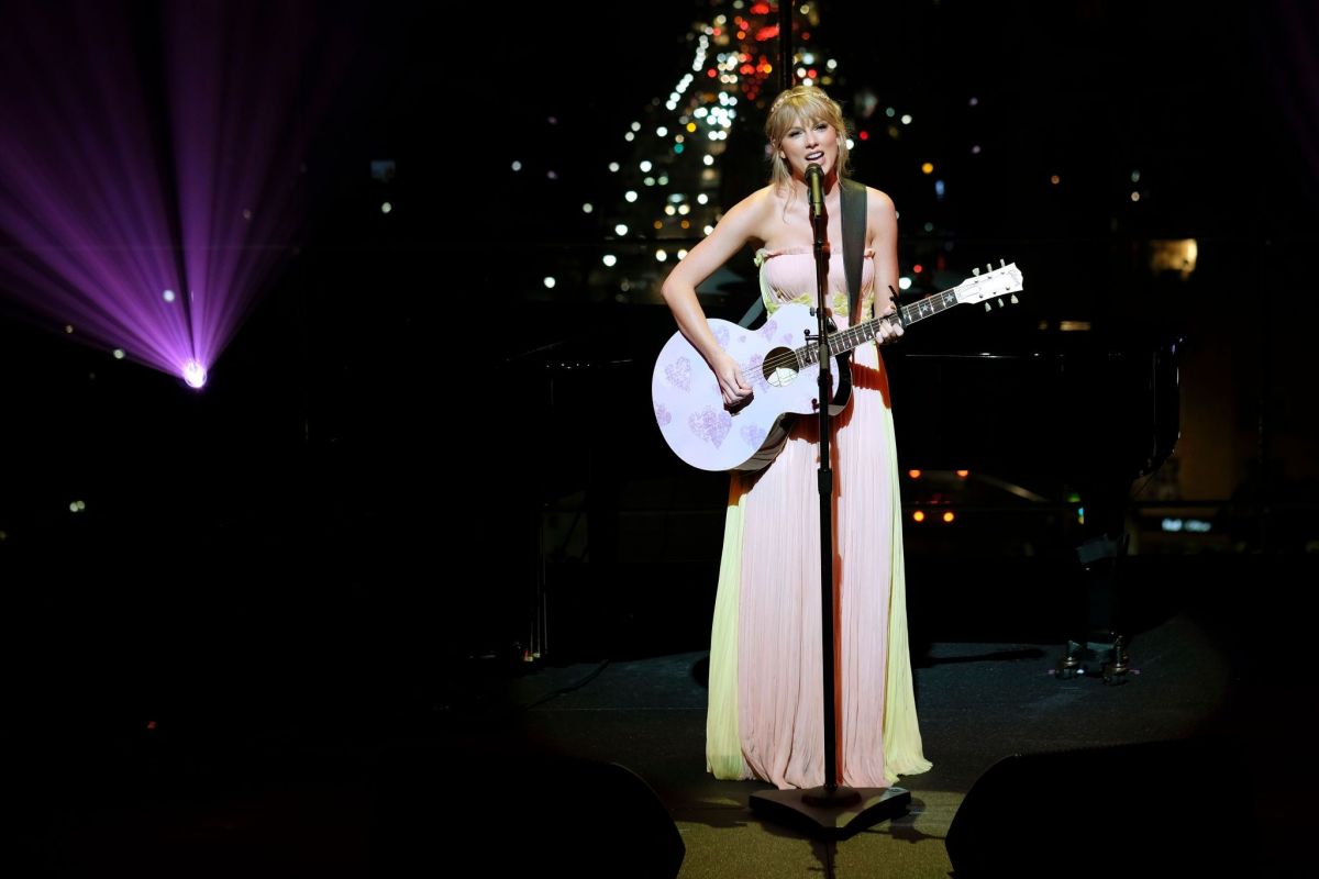 taylor-swift-performs-at-time-100-gala-at-jazz-lincoln-center-in-new-york-04-23-2019-1.jpg