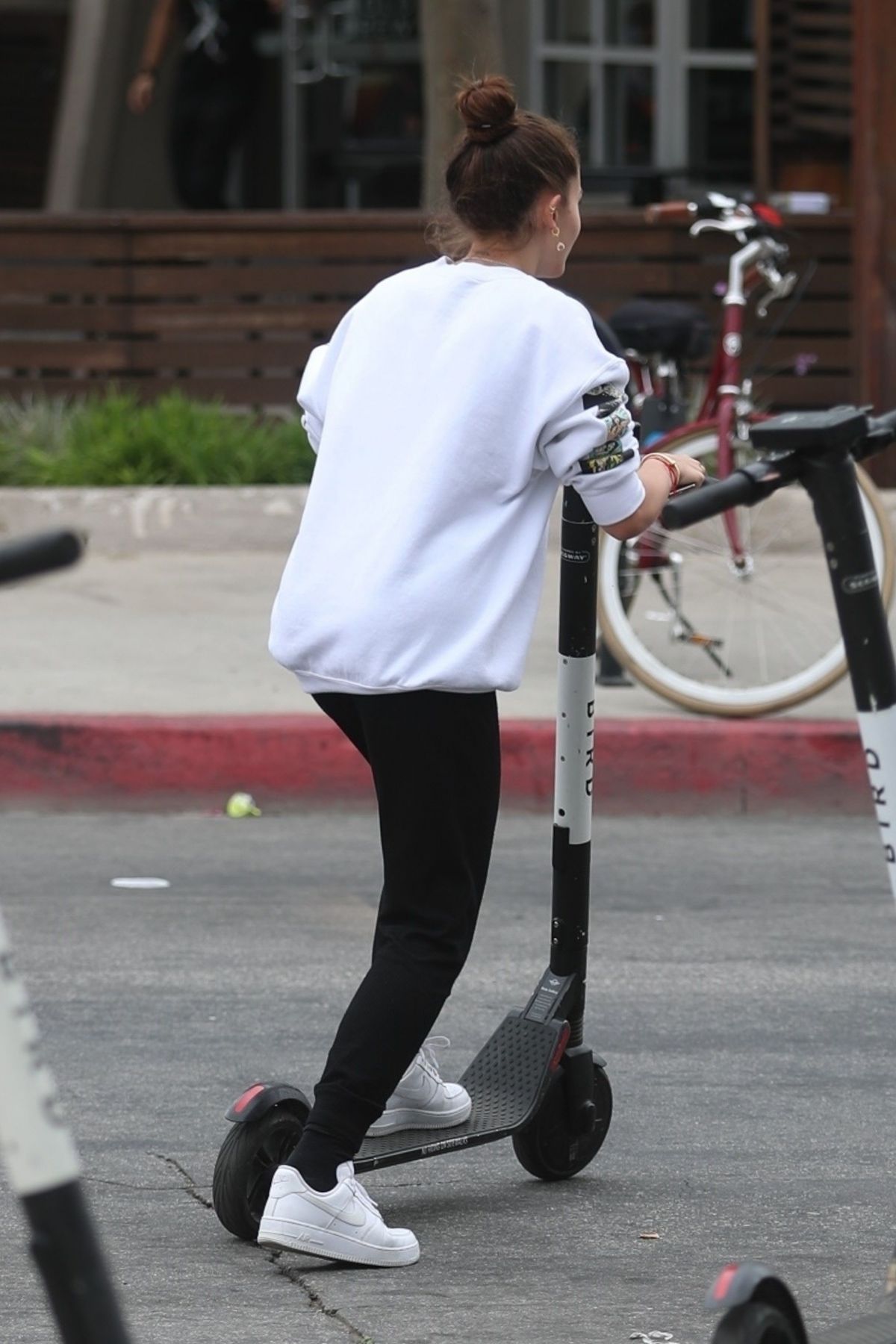 thylane-blondeau-and-samuel-bensoussan-riding-bird-scooters-in-west-hollywood-04-27-2019-8.jpg