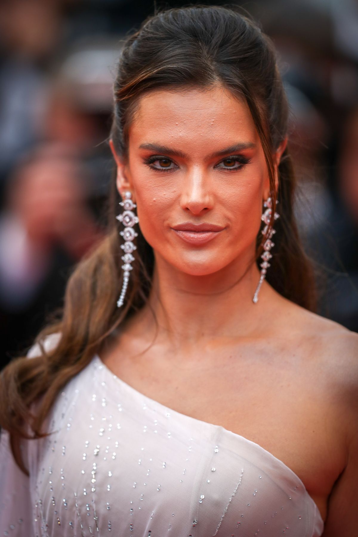 ALESSANDRA AMBROSIO at The Dead Don’t Die Premiere and Opening Ceremony ...