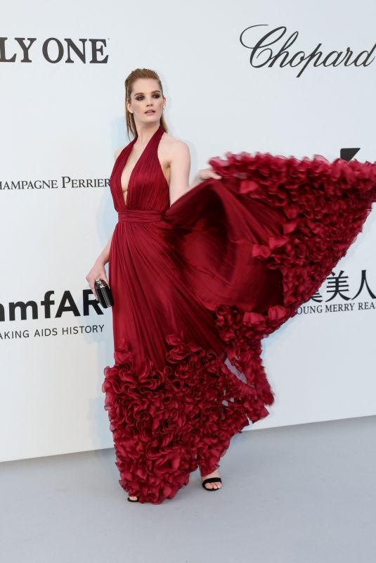 ALEXINA GRAHAM at Amfar Cannes Gala 2019 05/23/2019