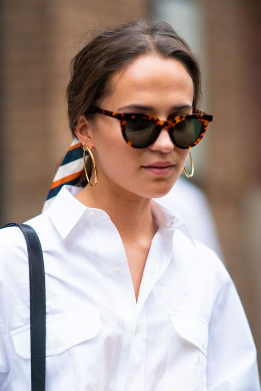 ALICIA VIKANDER Out and Aboout in New York 05/10/2019