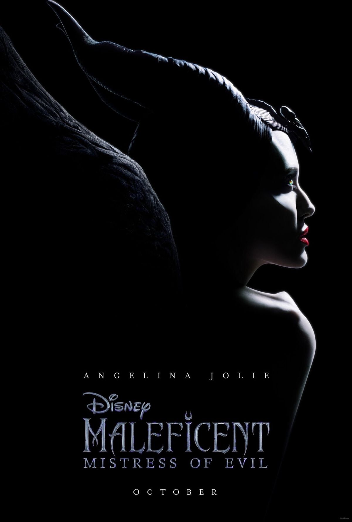 angelina-jolie-maleficent-mistress-of-evil-2019-poster-and-trailer-0.jpg