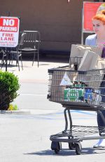 ARIEL WINTER Shopping at Grocery Store in Studio City 05/08/2019