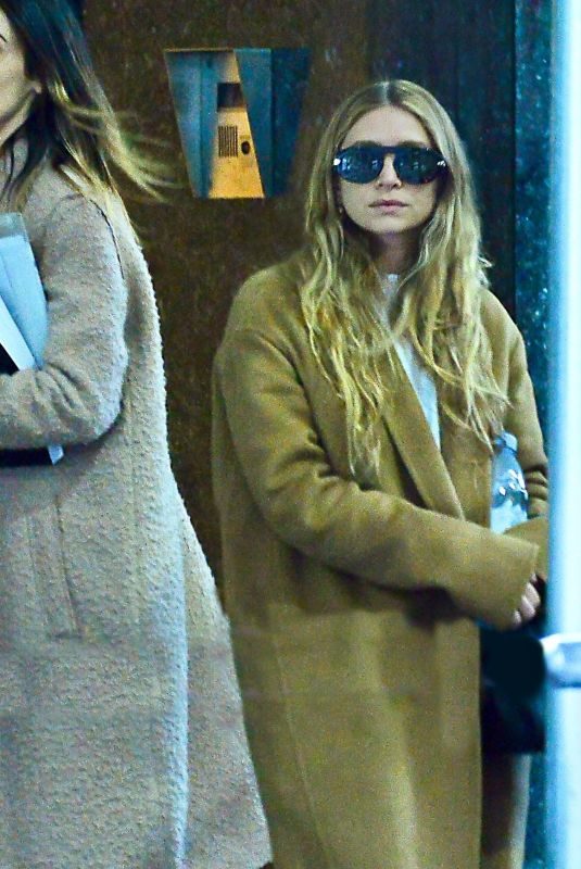 ASHLEY OLSEN Leaves Her Apartment in New York 05/02/2019