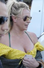 BRITNEY SPEARS at Vincitore Italian Restaurant in Agoura Hills 05/27/2019