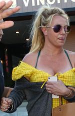 BRITNEY SPEARS at Vincitore Italian Restaurant in Agoura Hills 05/27/2019