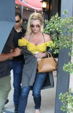 BRITNEY SPEARS at Vincitore Italian Restaurant in Agoura Hills 05/27/2019