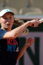 CAROLINE WOZNIACKI Practices at Roland Garros French Open Tournamet 05/24/2019