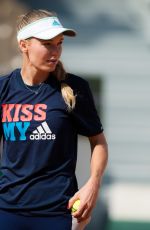 CAROLINE WOZNIACKI Practices at Roland Garros French Open Tournamet 05/24/2019