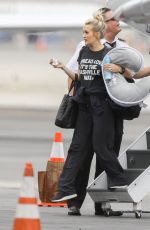 CARRIE UNDERWOOD Arrives in Los Angeles 05/07/2019