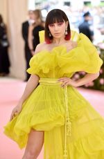 CHARLI XCX at 2019 Met Gala in New York 05/06/2019