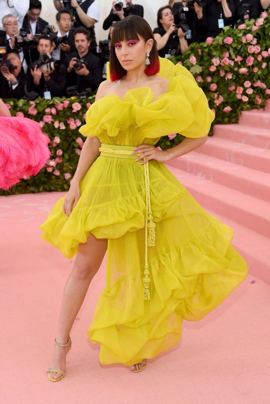 CHARLI XCX at 2019 Met Gala in New York 05/06/2019