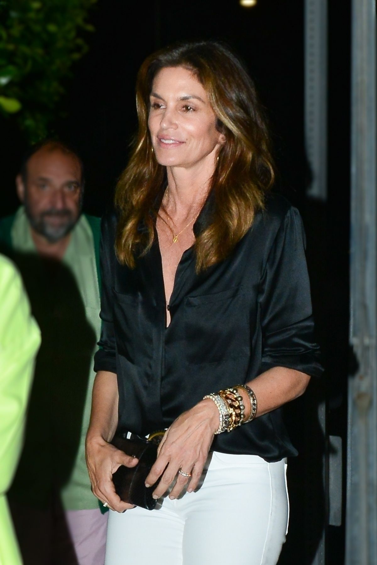 CINDY CRAWFORD Night Out in Santa Monica 05/25/2019 – HawtCelebs