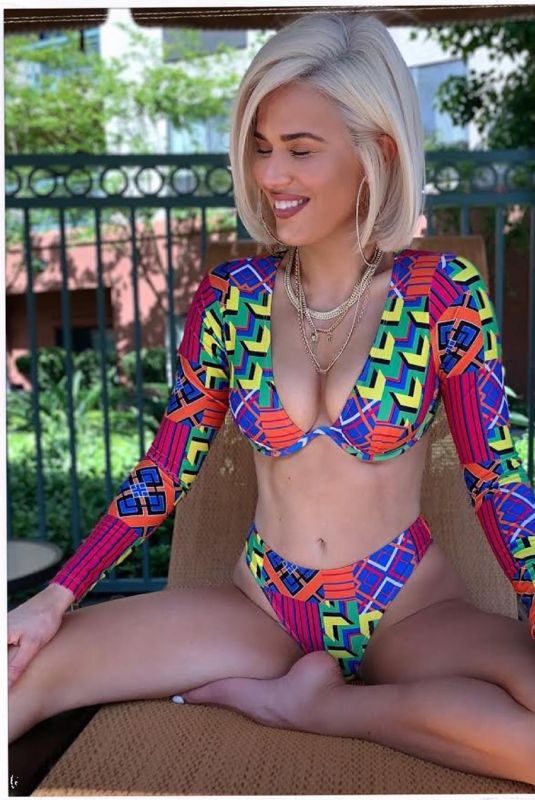 CJ PERRY in Bikinis – Instagram Pictures and Video, Masy 2019