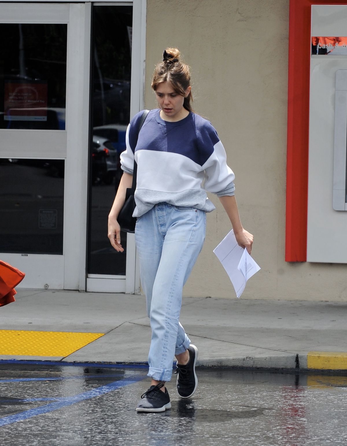 Elizabeth Olsen Los Angeles March 14, 2019 – Star Style