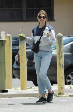 ELIZABETH OLSEN Out with Her Mother Jarnett in Los Angeles 05/18/2019