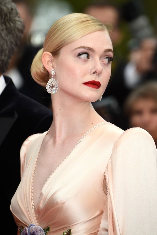 ELLE FANNING at The Dead Don