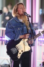 ELLIE GOULDING at Sound Checks at One Show in London 05/10/2019