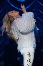 ELLIE GOULDING Performs at Free Radio Hits Live in Birmingham 05/04/2019