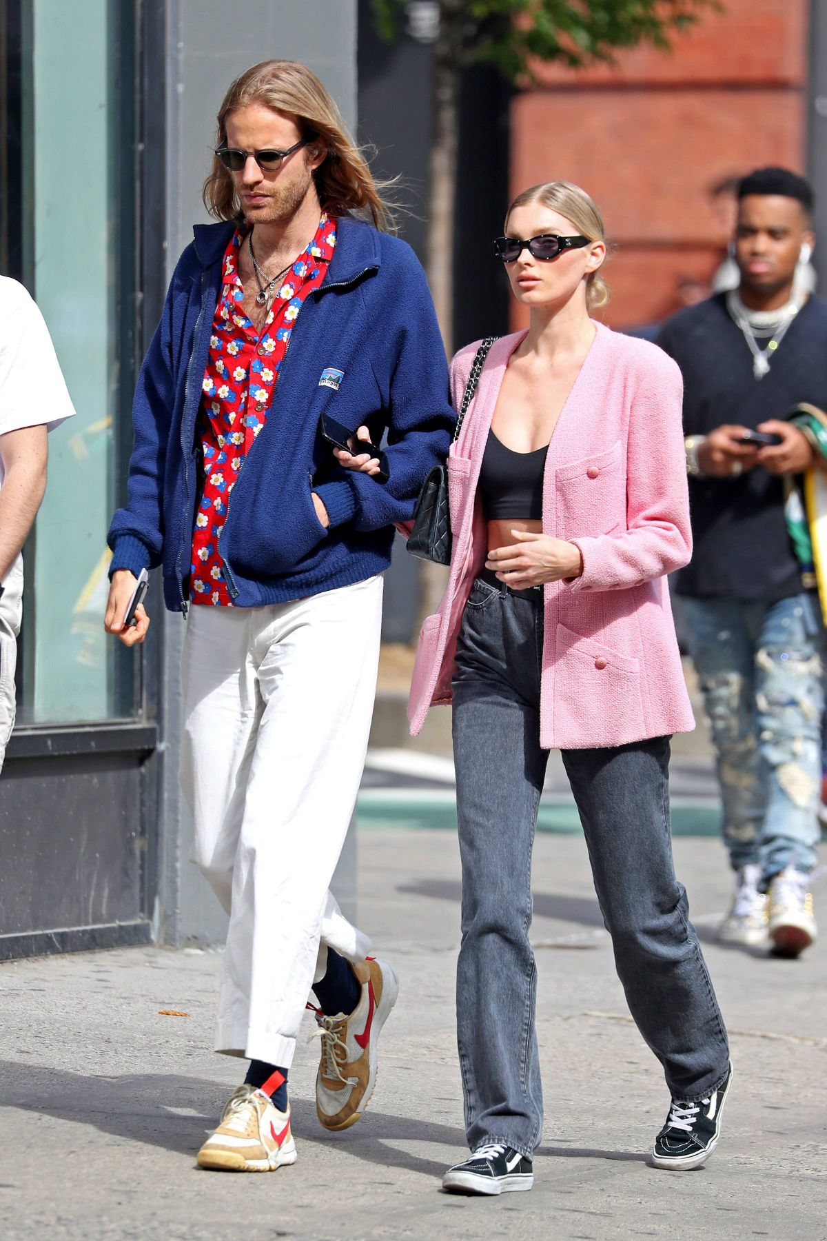 elsa-hosk-and-tom-daly-out-in-new-york-05-09-2019-4.jpg